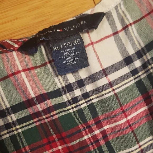 Top - Picture 3 of 3